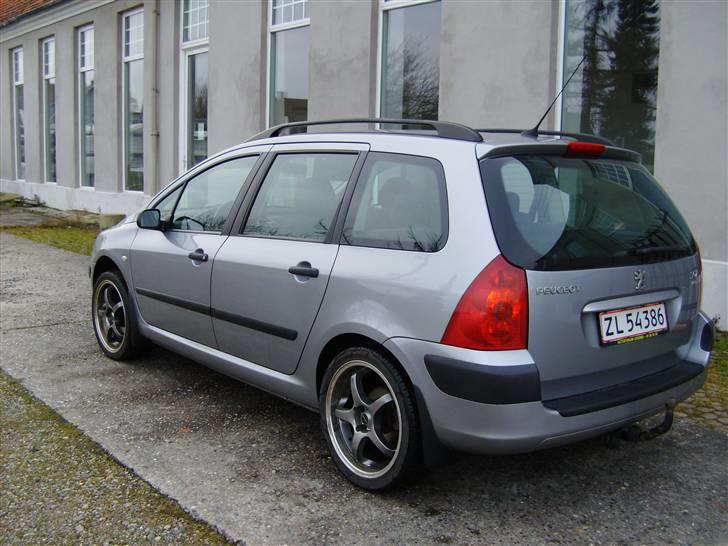 Peugeot 307 HDI Stc. SOLGT... billede 3