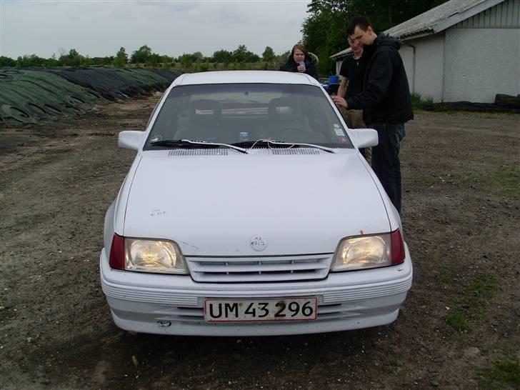 Opel Kadett E 1,4i solgt billede 1