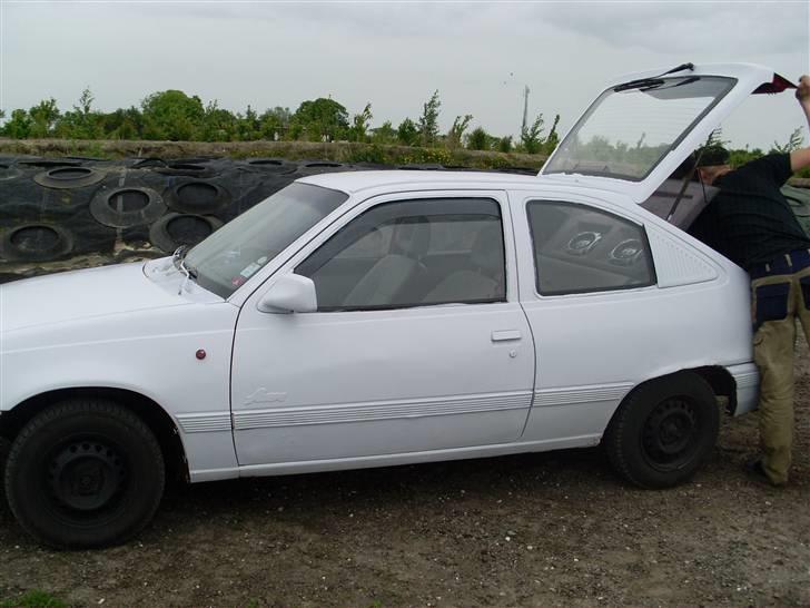Opel Kadett E 1,4i solgt billede 3