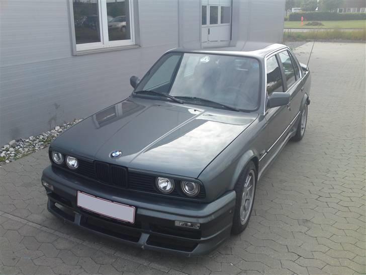 BMW E30 M50 SOLGT billede 1