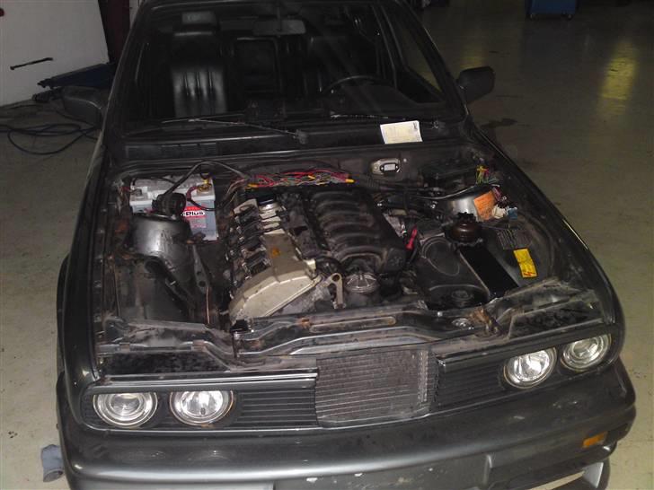 BMW E30 M50 SOLGT billede 2