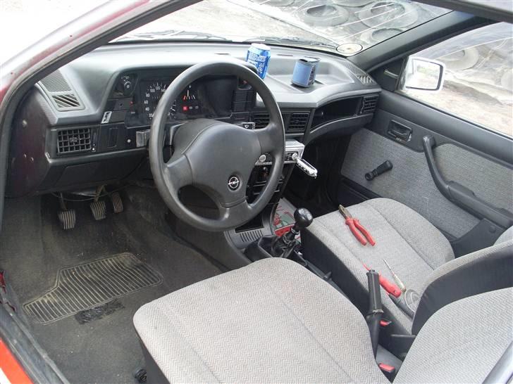 Opel Kadett E 1,4i solgt billede 5