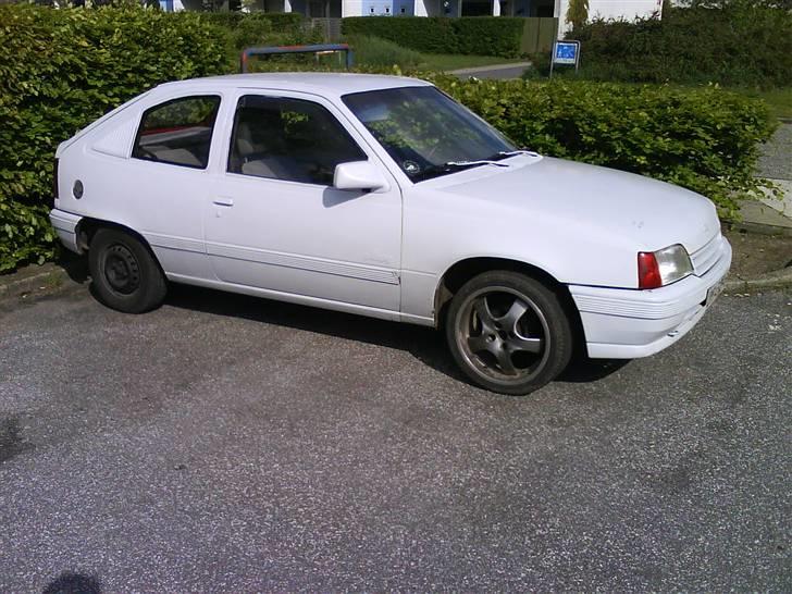 Opel Kadett E 1,4i solgt billede 10