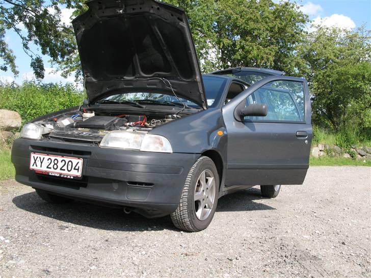 Fiat punto (Solgt/skrot) billede 9