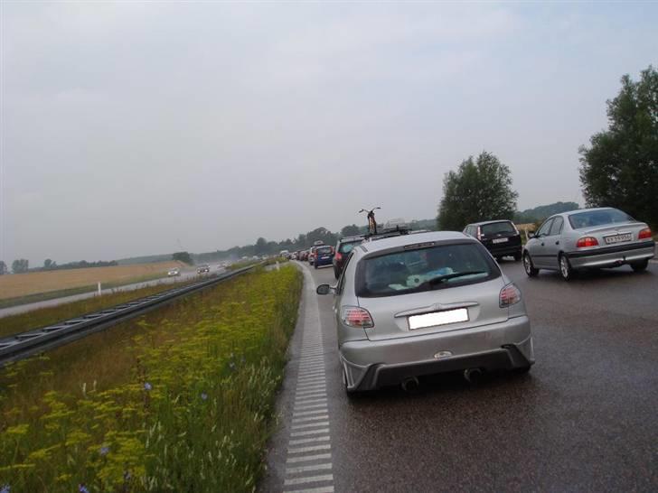 Peugeot 206 SOLGT - Fuck hvor er den ikke køn med nutidens øjne billede 8