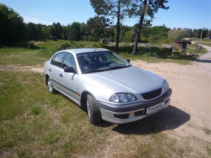 Toyota Avensis 1.8 billede 1