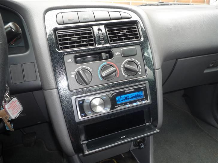 Toyota Avensis 1.8 billede 2