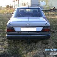 Mercedes Benz 250 D