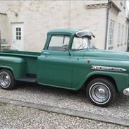 Chevrolet Apache 32 TIL SALG