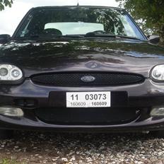 Ford Escort.1.8i 16v sport.