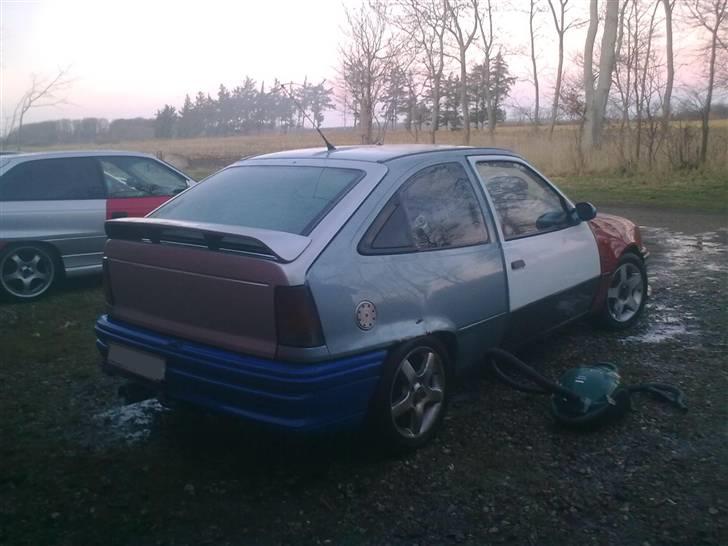 Opel kadett batmobil solgt billede 19