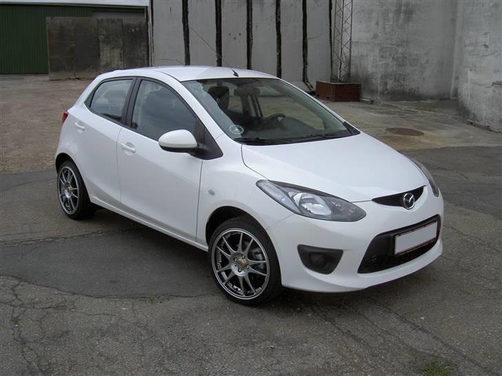 Mazda 2 Advance -SOLGT- billede 1
