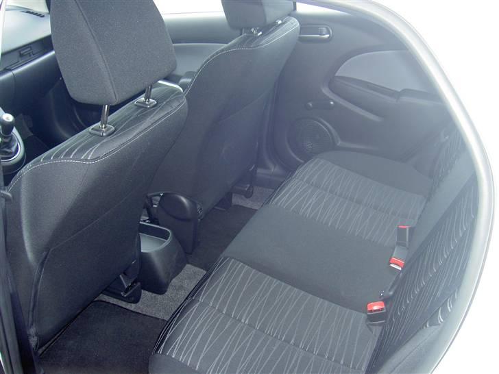 Mazda 2 Advance -SOLGT- billede 10