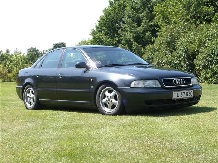 Audi a4 1,8 T - den står rimelig standart endnu.. billede 1