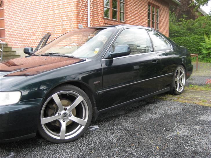 Honda Accord Coupe 2,2i (Solgt) billede 2