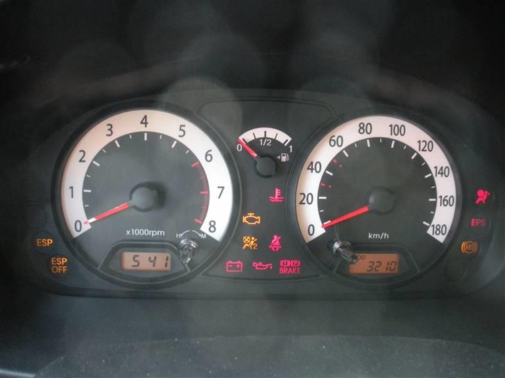 Kia Picanto Active - Den 15. juni 2009. - Kontrolpanelet. billede 9