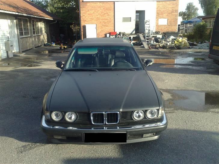 BMW E32 735i **SOLGT** billede 7