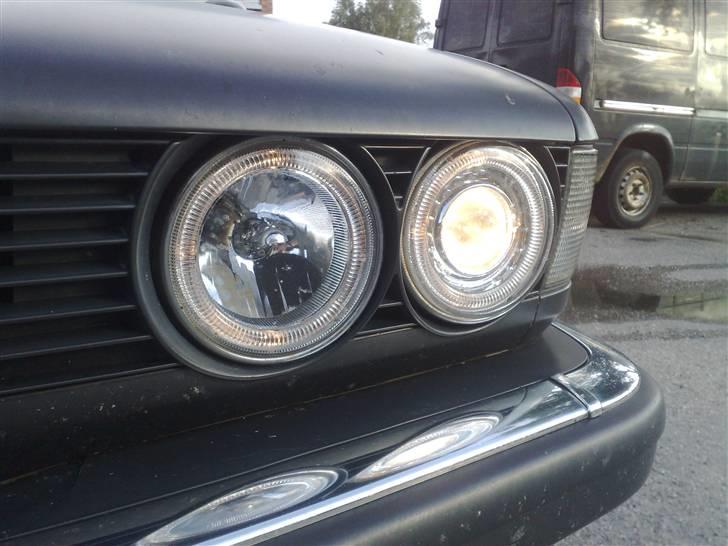 BMW E32 735i **SOLGT** billede 12