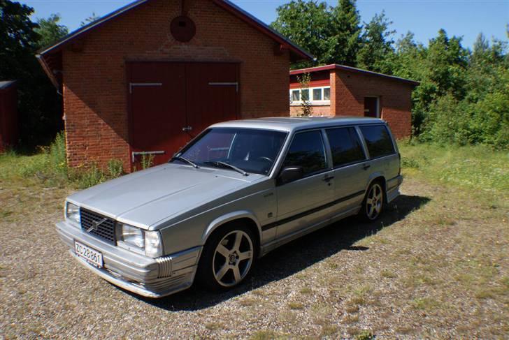 Volvo 745 TIC *SOLGT* billede 2