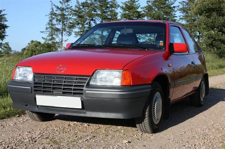 Opel Kadett E-CC 1.3S Club - Efter bilen blev kosmetisk "renoveret". Sommer 2009 billede 15