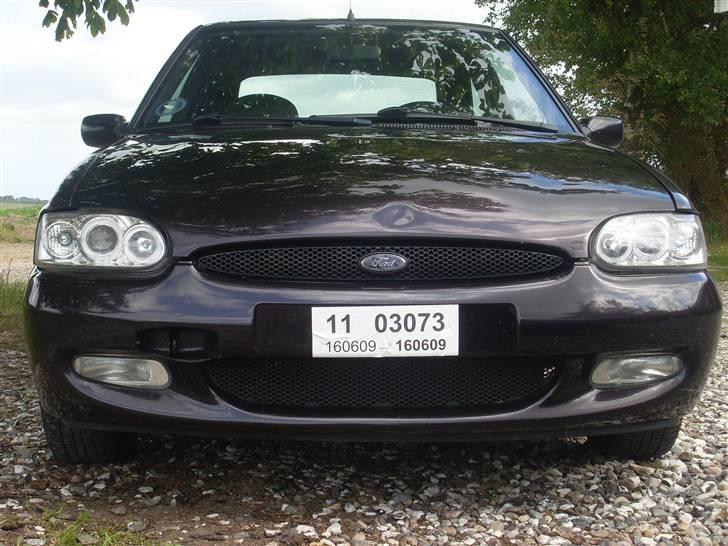 Ford Escort.1.8i 16v sport. billede 1