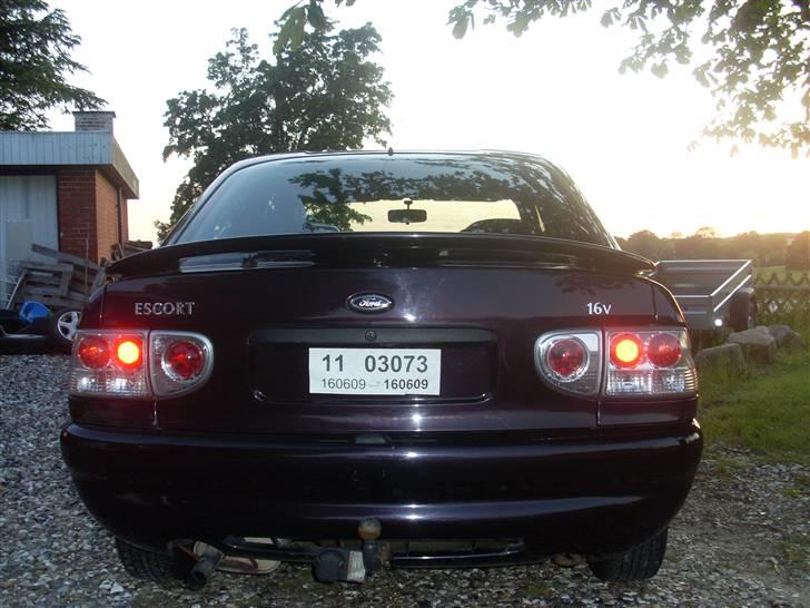 Ford Escort.1.8i 16v sport. billede 15