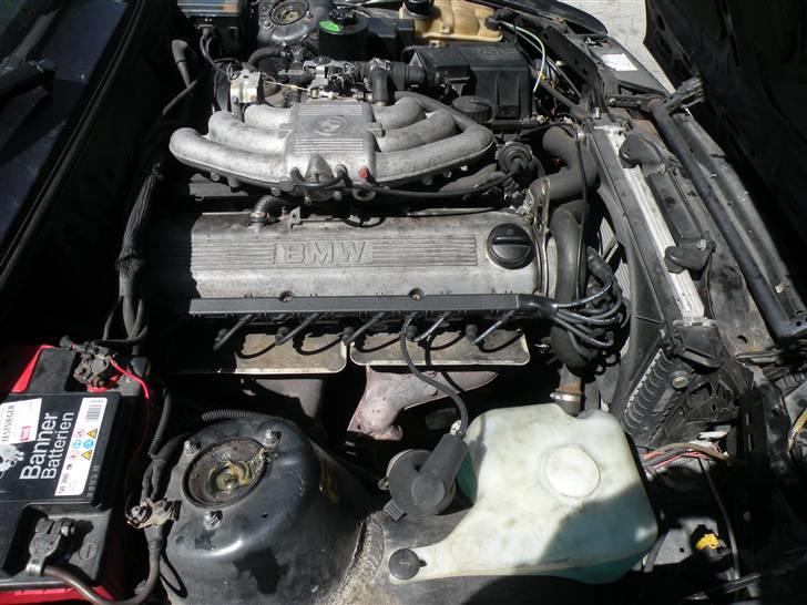 BMW 320 i touring byttet billede 6