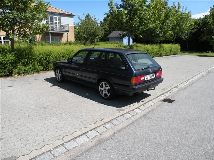 BMW 320 i touring byttet billede 7