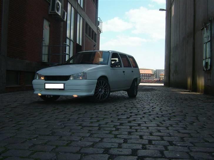 Opel SOLGT kadett caravan billede 1