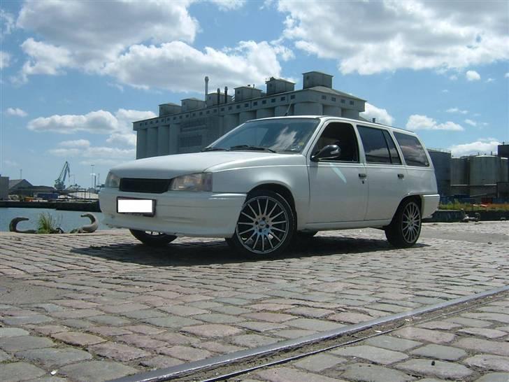 Opel SOLGT kadett caravan billede 2