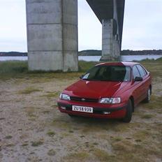 Toyota carina e 2,0 totalskadet