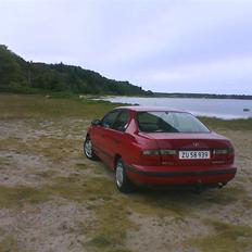 Toyota carina e 2,0 totalskadet