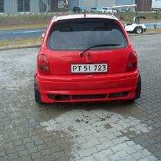 Opel corsa VINTERHI "væk"