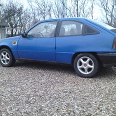 Opel Kadett 1,3 N! byttet 
