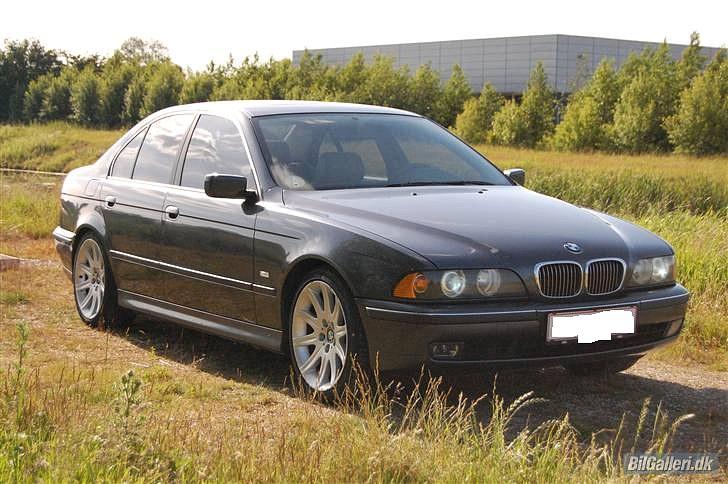 BMW 528i R.I.P [Tidl. bil] billede 1