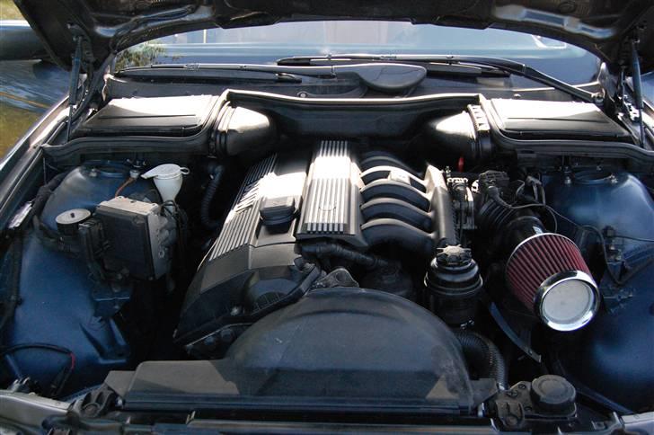 BMW 528i R.I.P [Tidl. bil] billede 3