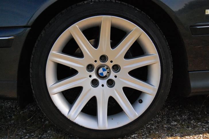 BMW 528i R.I.P [Tidl. bil] billede 4