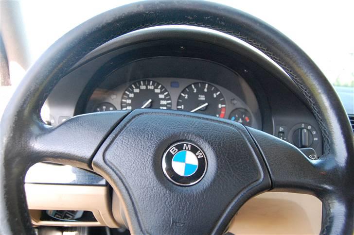BMW 528i R.I.P [Tidl. bil] billede 7