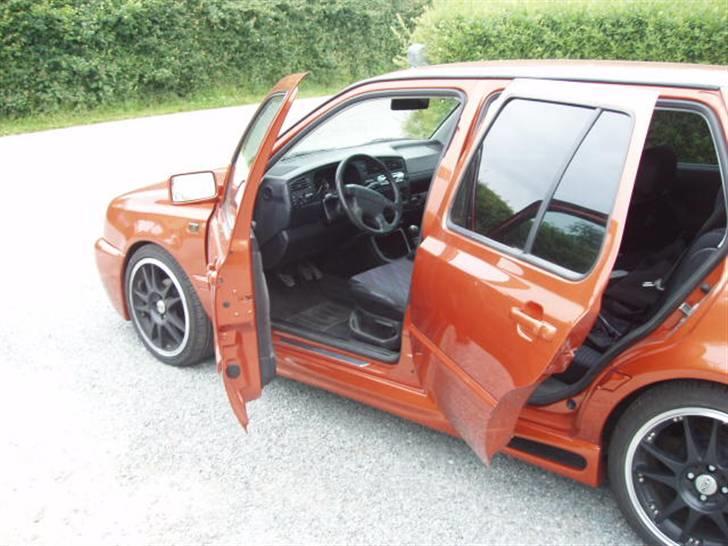 VW vento 1,8 solgt billede 4