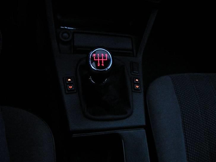 BMW 320 i touring byttet billede 11