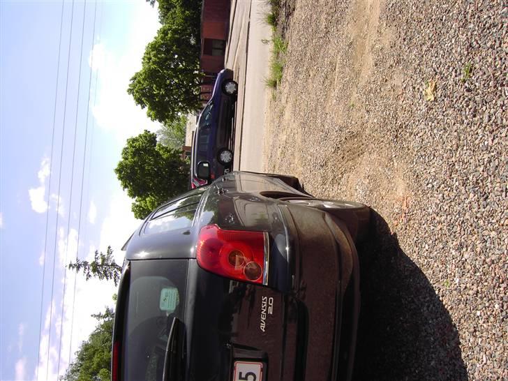 Toyota Avensis 2,0 NU TILSALG billede 3