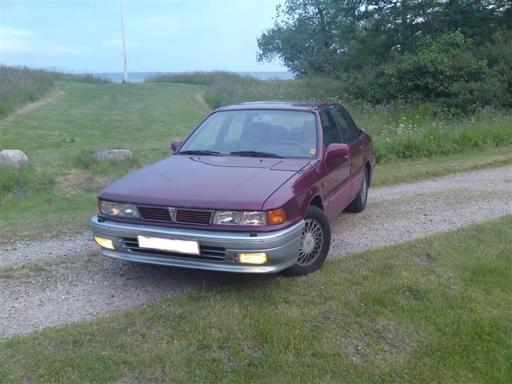 Mitsubishi Galant billede 1