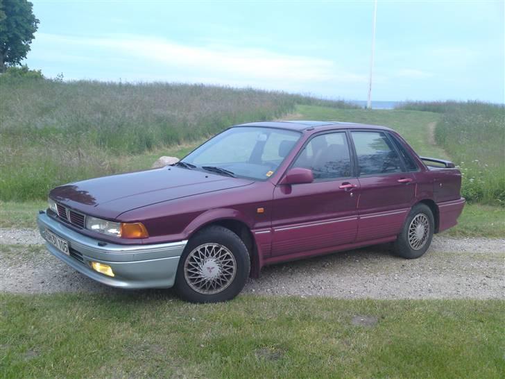 Mitsubishi Galant billede 2