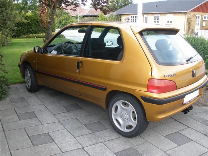 Peugeot 106 XS - Efter en lettere tekstyl behandling ;) billede 3