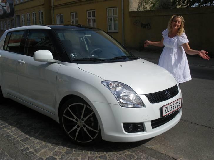 Suzuki Swift Solgt - Konen Ville gerne være med på billederne :) billede 2