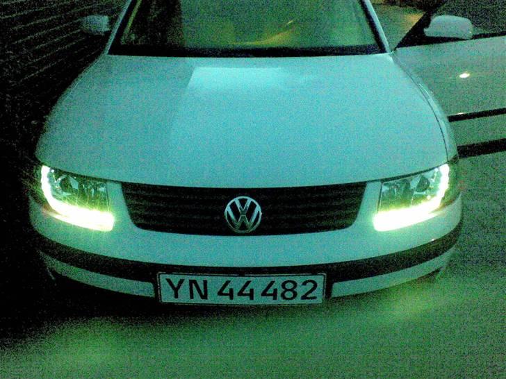 VW passat limousine SOLGT - nye forlygter billede 8