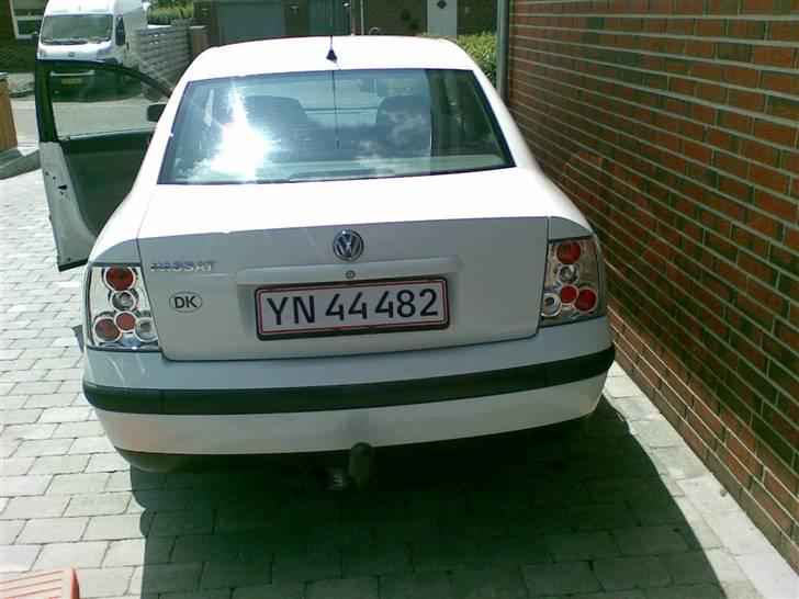 VW passat limousine SOLGT - nye baglygter billede 11