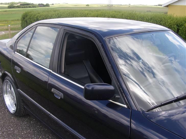 BMW E34 525i - Solgt billede 6