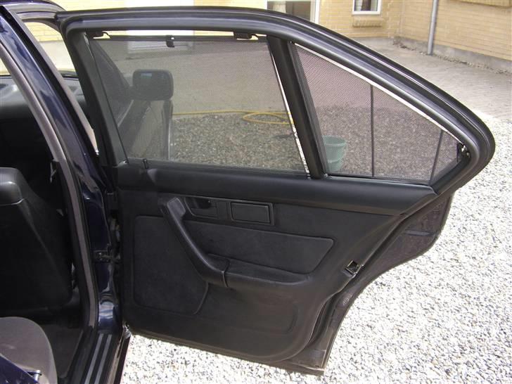 BMW E34 525i - Solgt - Solgardin i bagdøre. billede 10