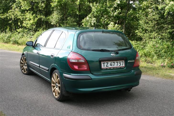 Nissan almera turbo billede 12